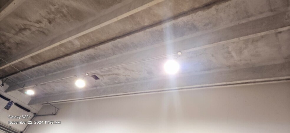 More Photos Of 14355-14373 SW 139th Ct, Miami Warehouse For Lease