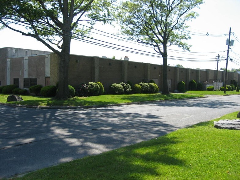 More Photos Of 101 Industrial Ave, Little Ferry Warehouse For Lease