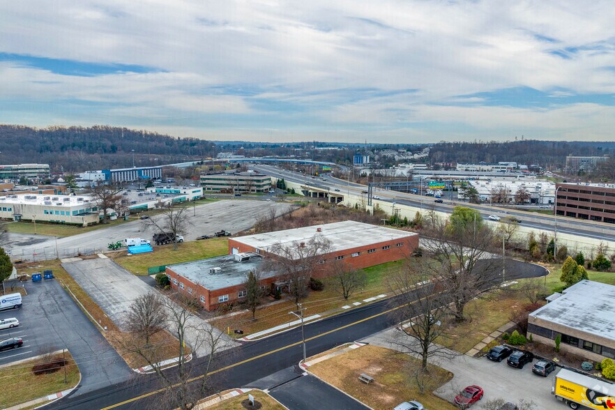 More Photos Of 235 New York Dr, Fort Washington Light Manufacturing For Lease