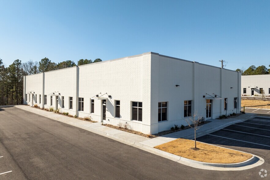 More Photos Of 9 Remington Dr, Little Rock Flex For Lease