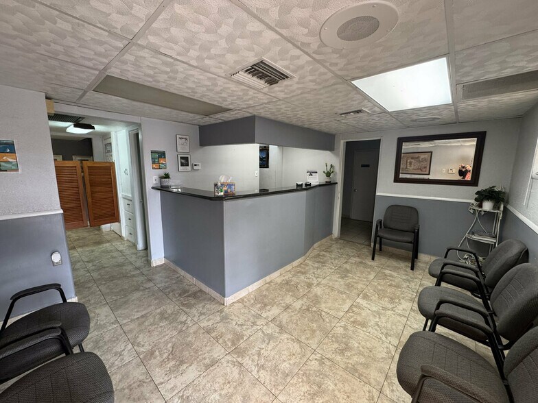 More Photos Of 522 E Southern Ave, Phoenix Medical For Sale