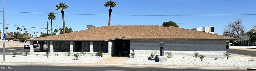 More Photos Of 600 E University Dr, Mesa Medical For Lease