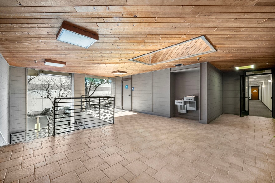 More Photos Of 1754 Technology Dr, San Jose Medical For Sale