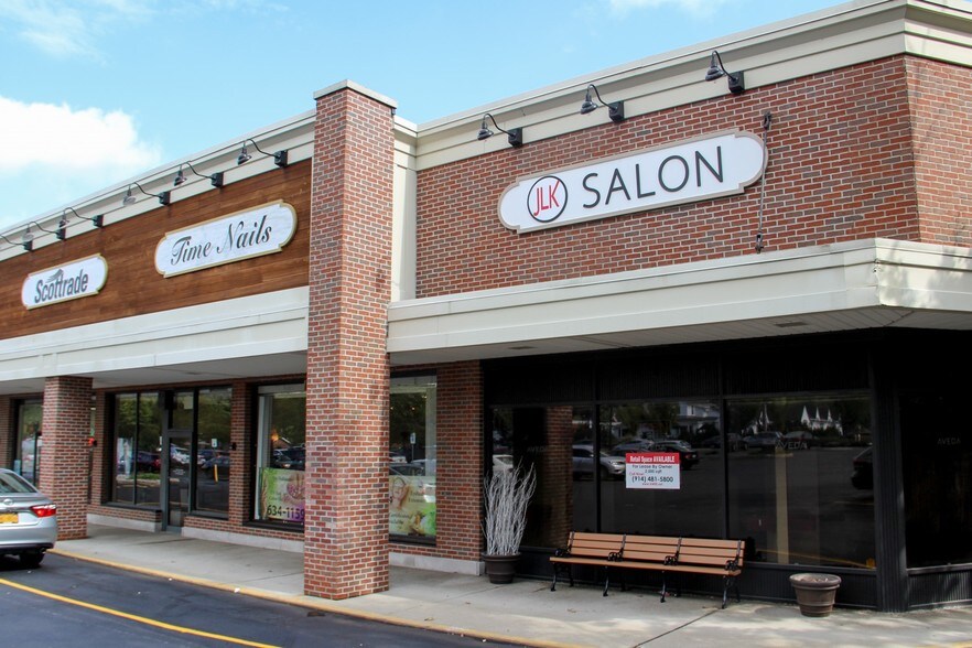 More Photos Of 272-300 S Main St, New City Storefront For Lease