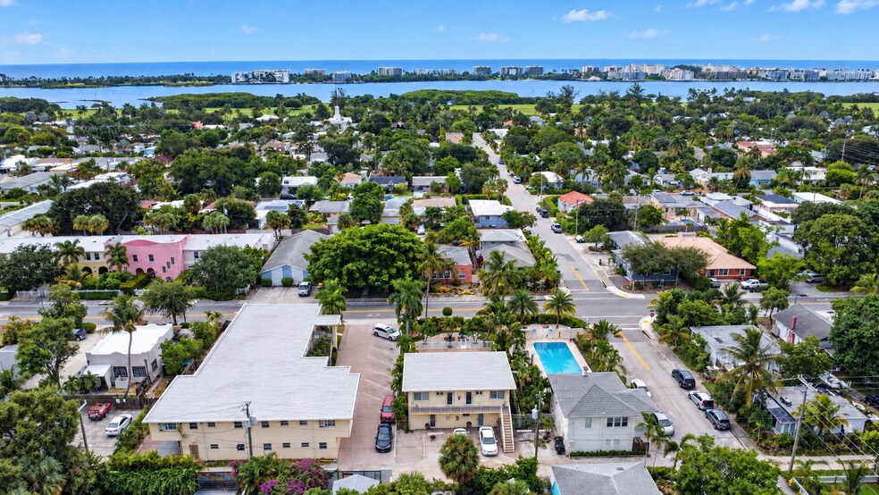 Primary Photo Of 911 N Federal Hwy, Lake Worth Apartments For Sale