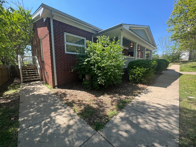 More Photos Of 409 Welshwood Dr, Nashville Medical For Lease