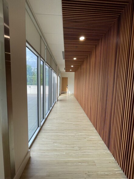 More Photos Of 6411 Perkins Rd, Baton Rouge Medical For Lease