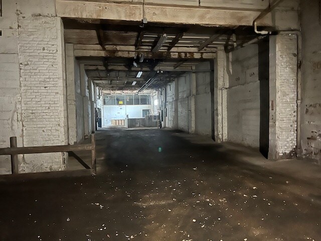 More Photos Of 836 Broadway Ave, Cleveland Manufacturing For Sale