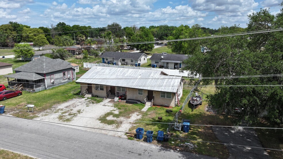 More Photos Of 32 N Palmetto Ave, Fort Meade Multifamily For Sale