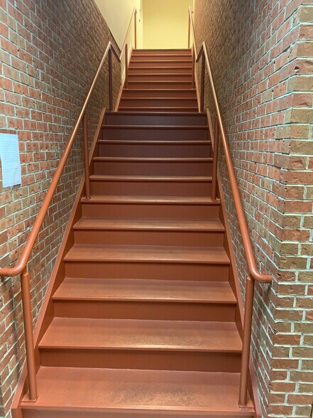 More Photos Of 399 Oak St, South Amboy Flex For Lease