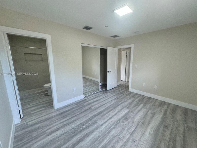 More Photos Of 205 NW 159th St, Miami Multifamily For Sale