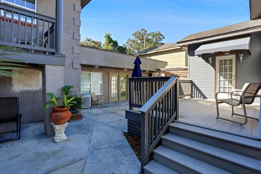 More Photos Of 913-917 W 38th st, Savannah Apartments For Sale