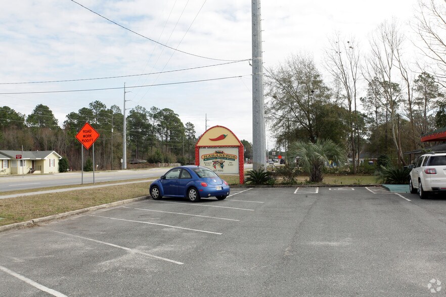 More Photos Of 1417 S First St, Jesup Restaurant For Sale