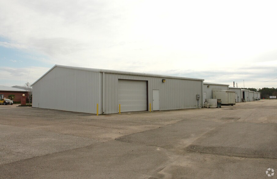 More Photos Of 5821 Rangeline Rd, Theodore Office For Lease