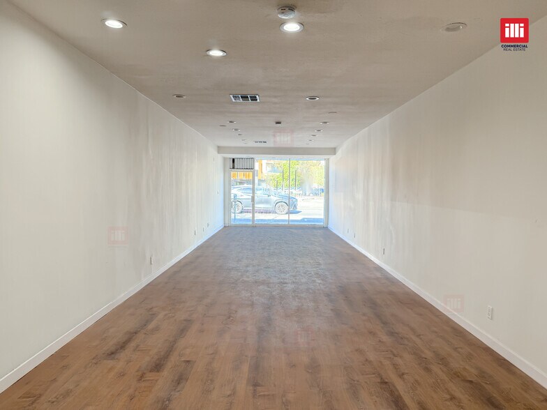 More Photos Of 18026-18028 Ventura Blvd, Encino Storefront Retail Office For Lease