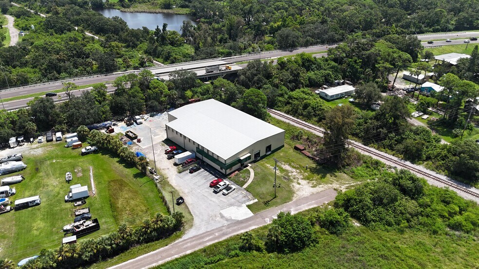 Primary Photo Of 736 1st St SW, Ruskin Warehouse For Sale