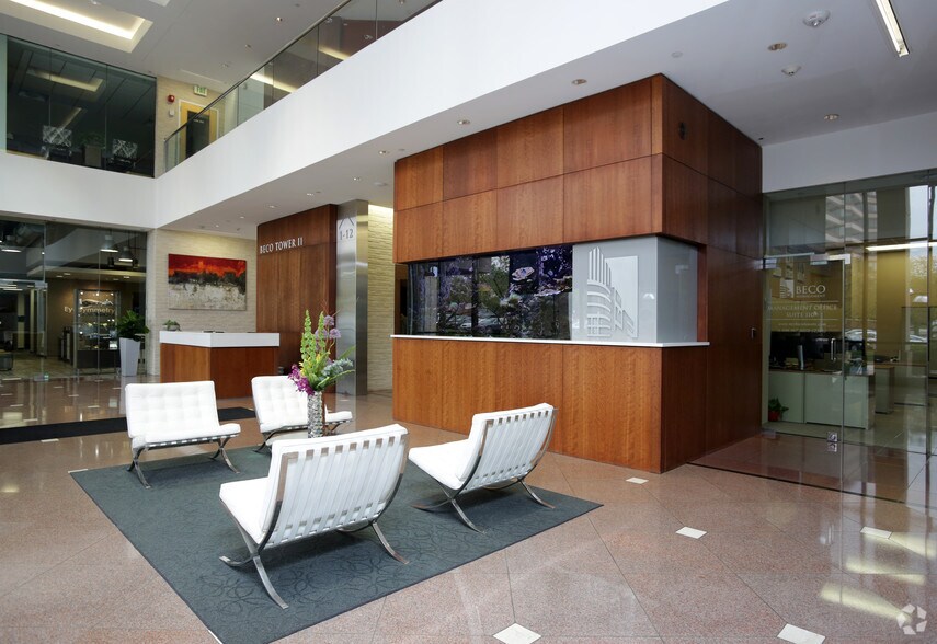 More Photos Of 10461 Mill Run Cir, Owings Mills Office For Lease
