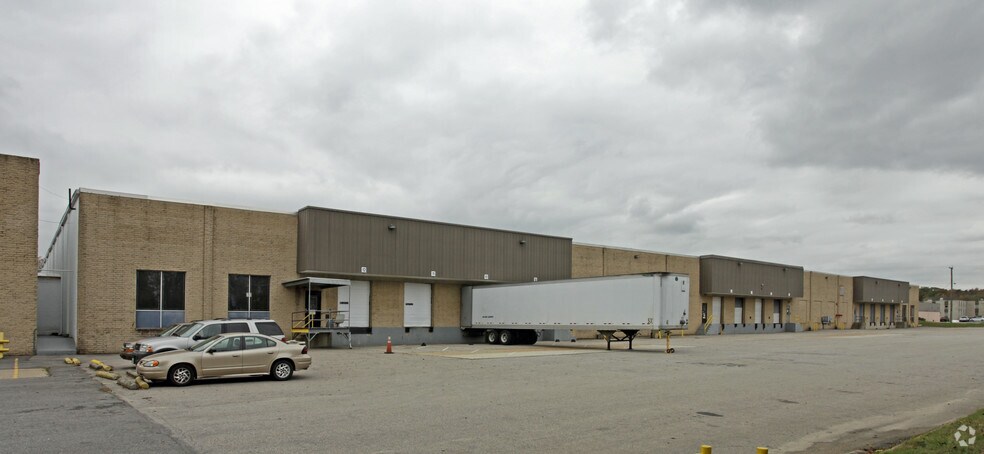 More Photos Of 2901 Bells Rd, Richmond Distribution For Lease