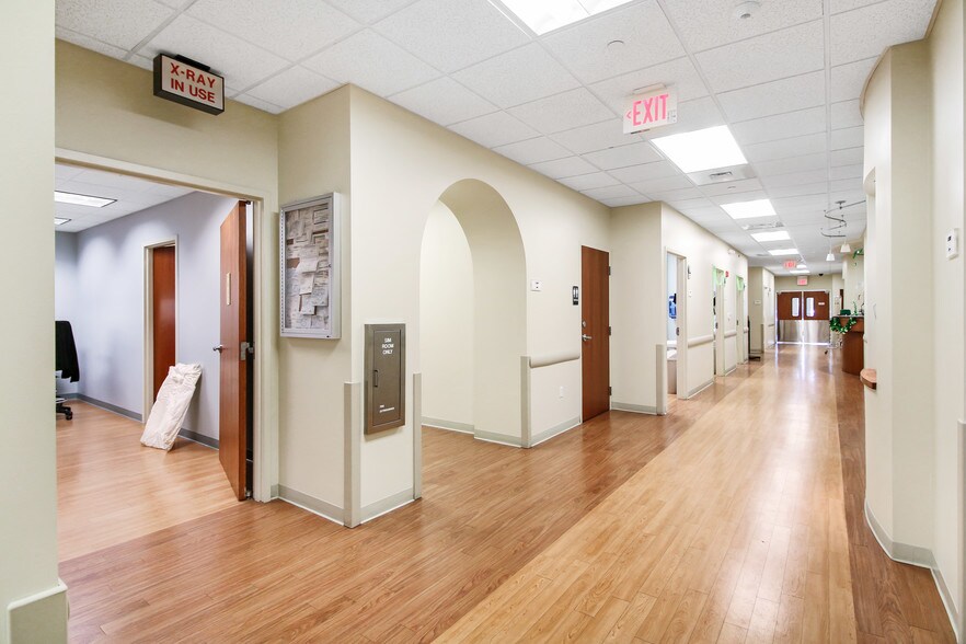 More Photos Of 4848 Coconut Creek Pky, Coconut Creek Medical For Lease