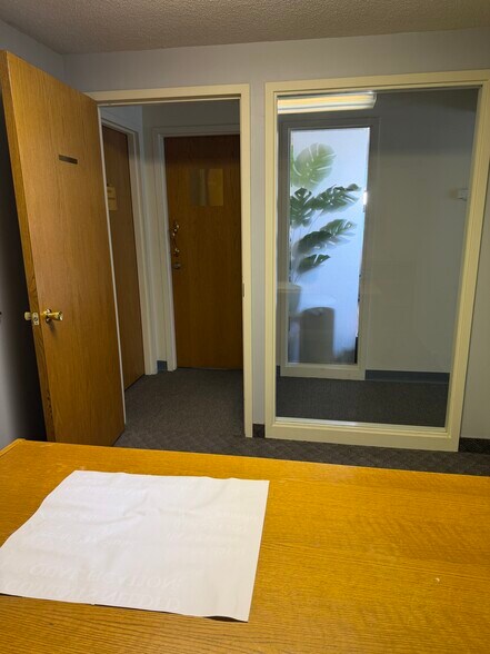 More Photos Of 48 Silas Deane Hwy, Wethersfield Office For Lease
