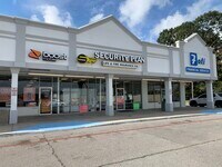 More Photos Of 800-840 E Admiral Doyle Dr, New Iberia Department Store For Sale