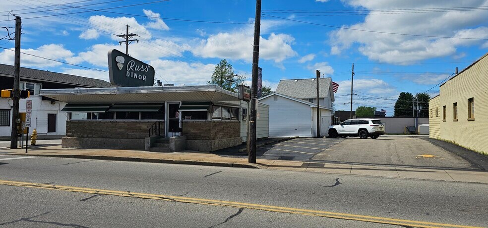 Primary Photo Of 2902 Buffalo Rd, Erie Restaurant For Sale