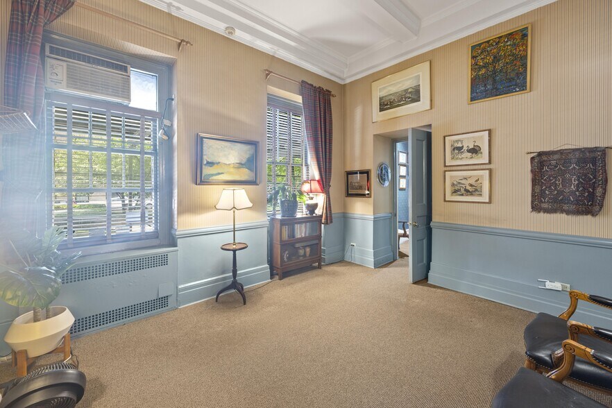 More Photos Of 969 Park Ave, New York Apartments For Sale