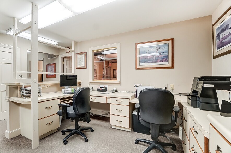 More Photos Of 1354 N Monroe Dr, Xenia Medical For Lease