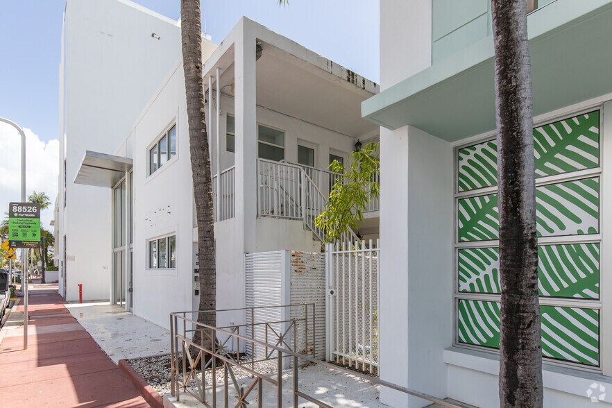 More Photos Of 751 Collins Ave, Miami Beach Apartments For Sale