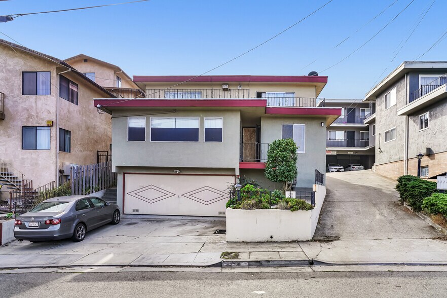More Photos Of 5314 Bayview Ave, Richmond Apartments For Sale