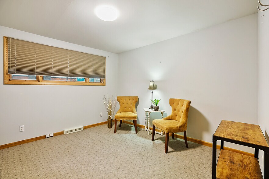 More Photos Of 101 N Evergreen Rd, Spokane Office For Lease