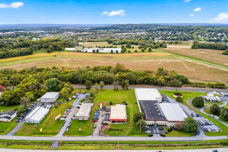 More Photos Of 2350 Dairy Rd, Lancaster Auto Dealership For Lease