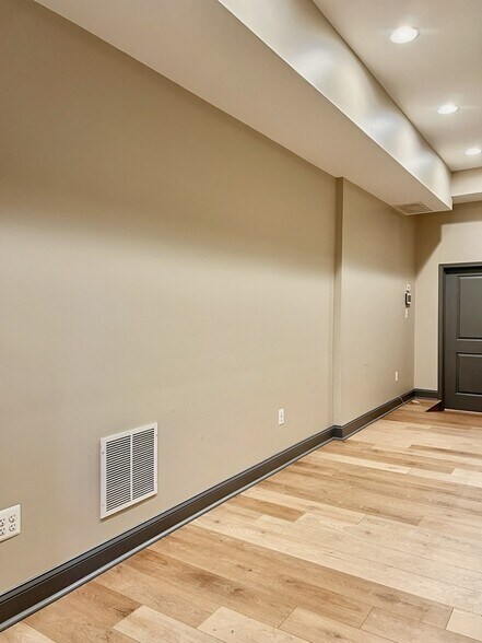 More Photos Of 1049 S Charles St, Baltimore Storefront Retail Residential For Sale