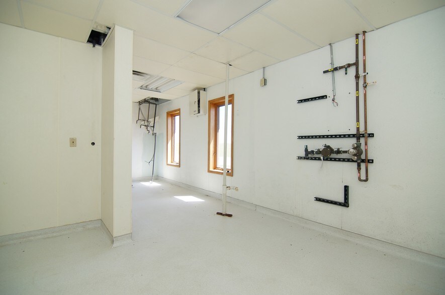 More Photos Of 555 E Eads Pky, Lawrenceburg Medical For Sale