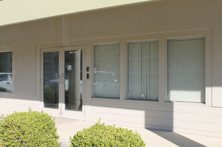 More Photos Of 11701- I-30 Hwy, Little Rock Unknown For Lease