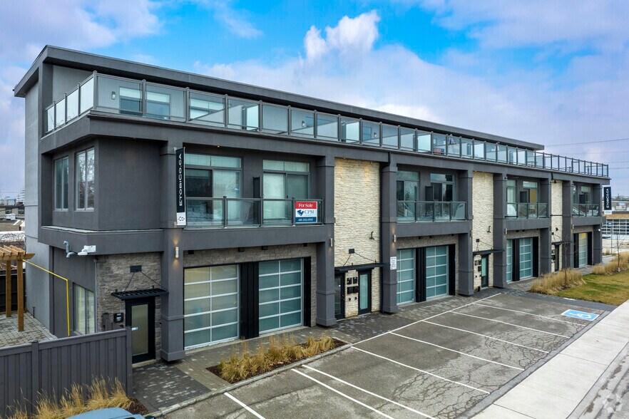 More Photos Of 333 Bering Ave, Toronto Loft Creative Space For Sale