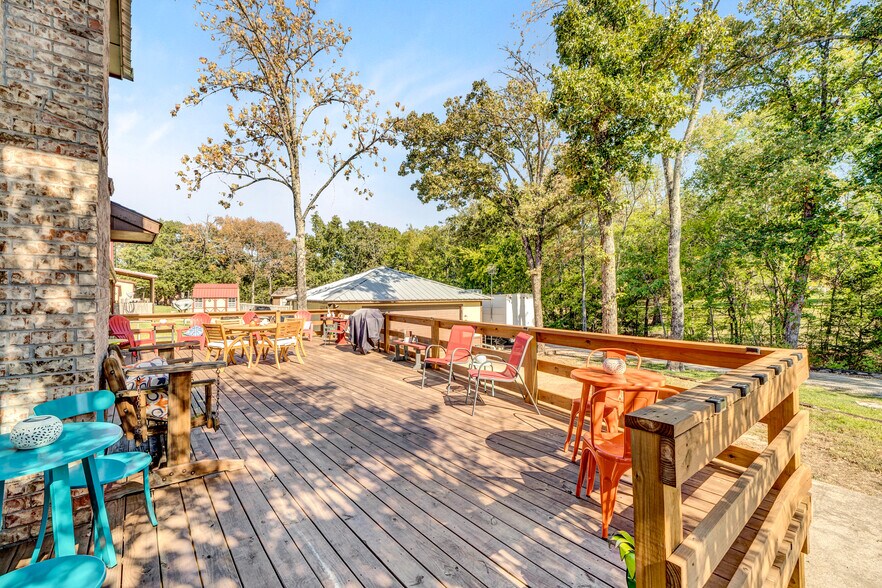 More Photos Of 2784 W State Highway 154, Quitman Hotel For Sale