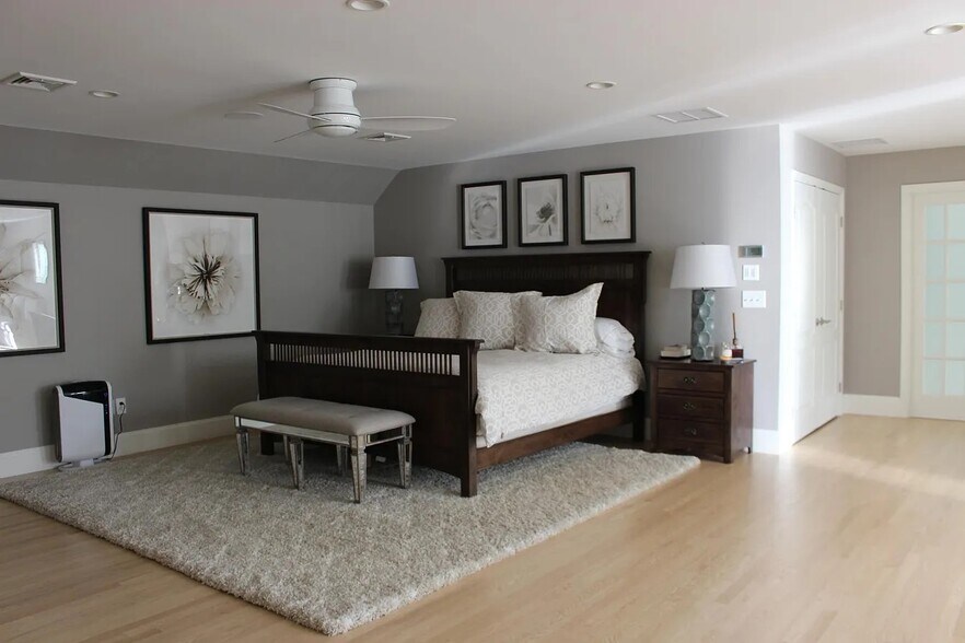 More Photos Of 1376 US Route 1, Cape Neddick Freestanding For Sale