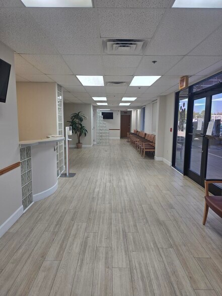 More Photos Of 2525 Harbor Blvd, Port Charlotte Medical For Lease