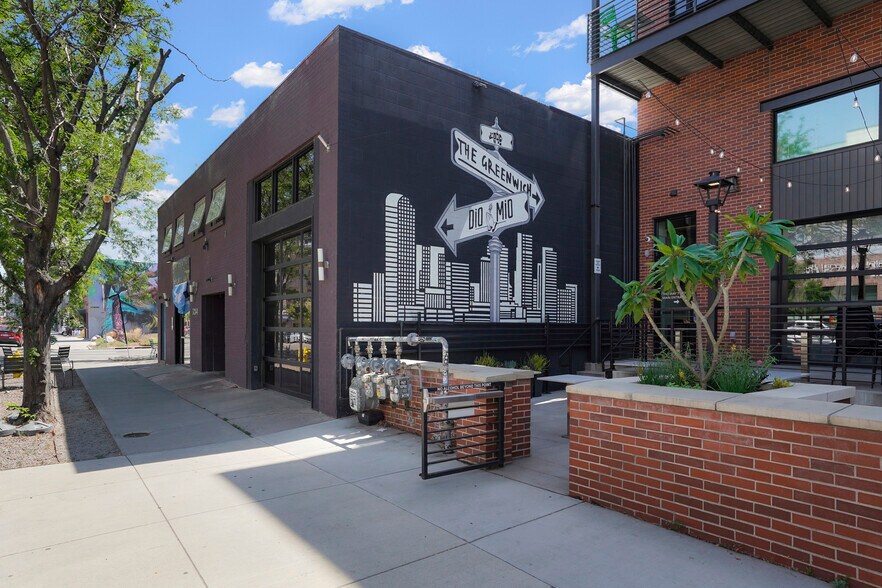 More Photos Of 3264 Larimer St, Denver Restaurant For Sale