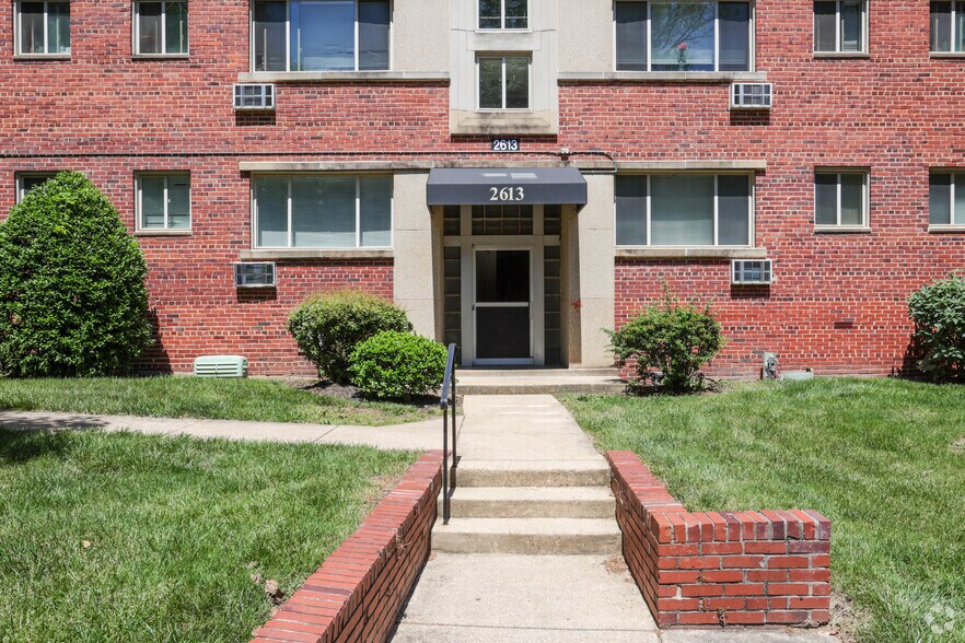 More Photos Of 2603 Southern Ave, Temple Hills Apartments For Sale