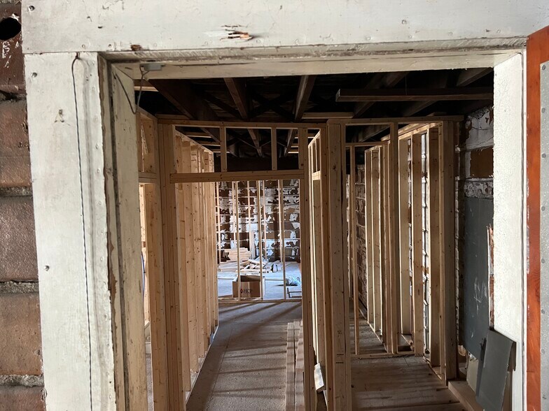More Photos Of 1605 Broadway, Lorain Storefront Retail Residential For Sale