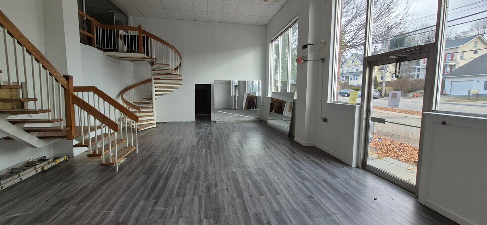 More Photos Of 710 Washington St, Peekskill Manufacturing For Lease