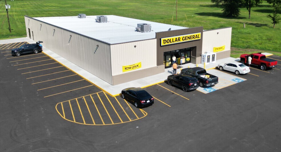 More Photos Of 12994 US-165, Scott Storefront For Sale