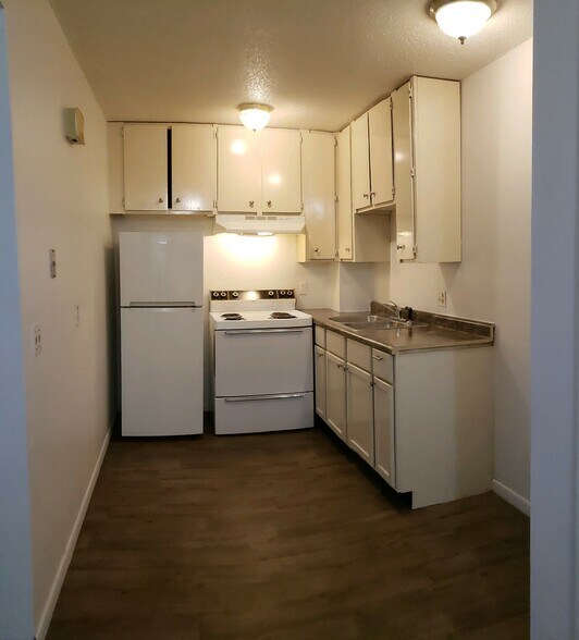 More Photos Of 2490 N Water St, Decatur Apartments For Sale