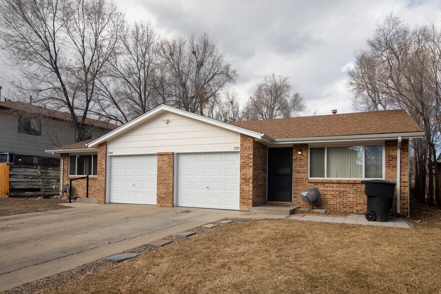More Photos Of 208 E Saint Clair Ave, Longmont Apartments For Sale