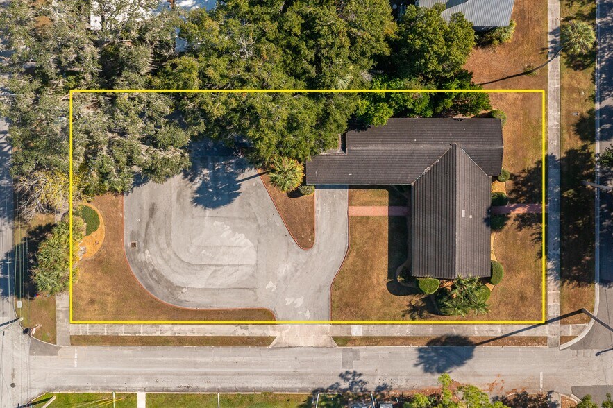 More Photos Of 510 E Parker St, Bartow Office For Sale