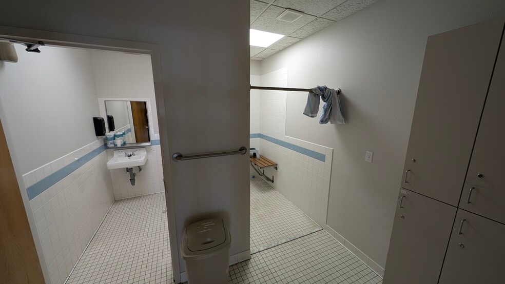 More Photos Of 2751-2761 W 9000 S, West Jordan Medical For Sale