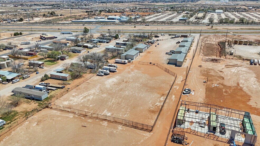 More Photos Of 5405 E Highway 80, Midland Warehouse For Lease