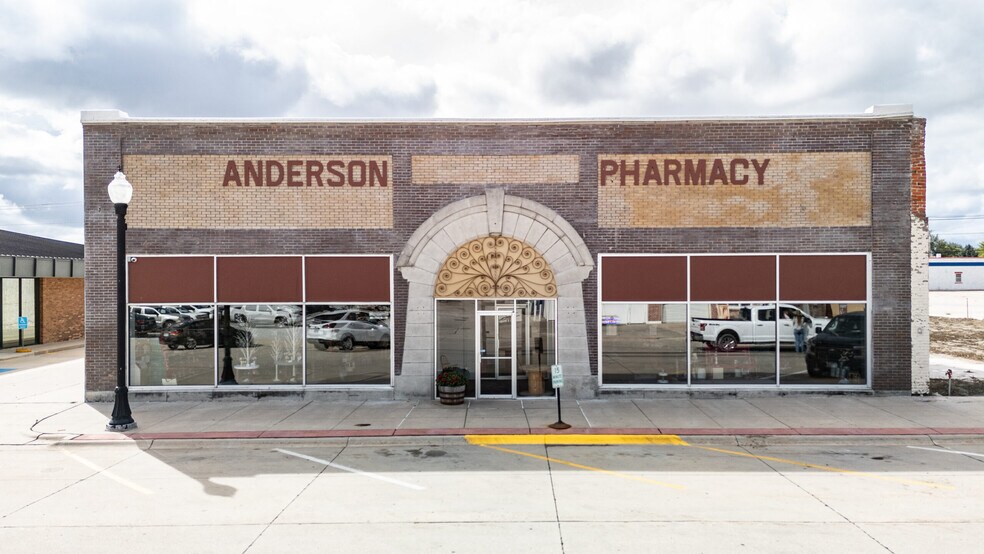 Primary Photo Of 1429 M St, Ord Drugstore For Sale